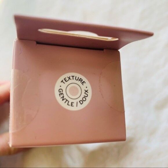 Daily Concepts Daily Facial Dry Brush Beechwood Wood Handle Soft Nylon Bristles - Picture 9 of 9